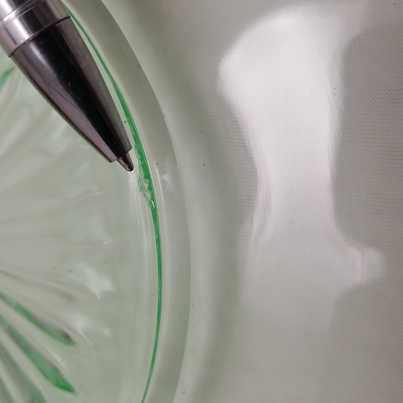 Depression Era Green Uranium Underplates - Picture 11 of 14